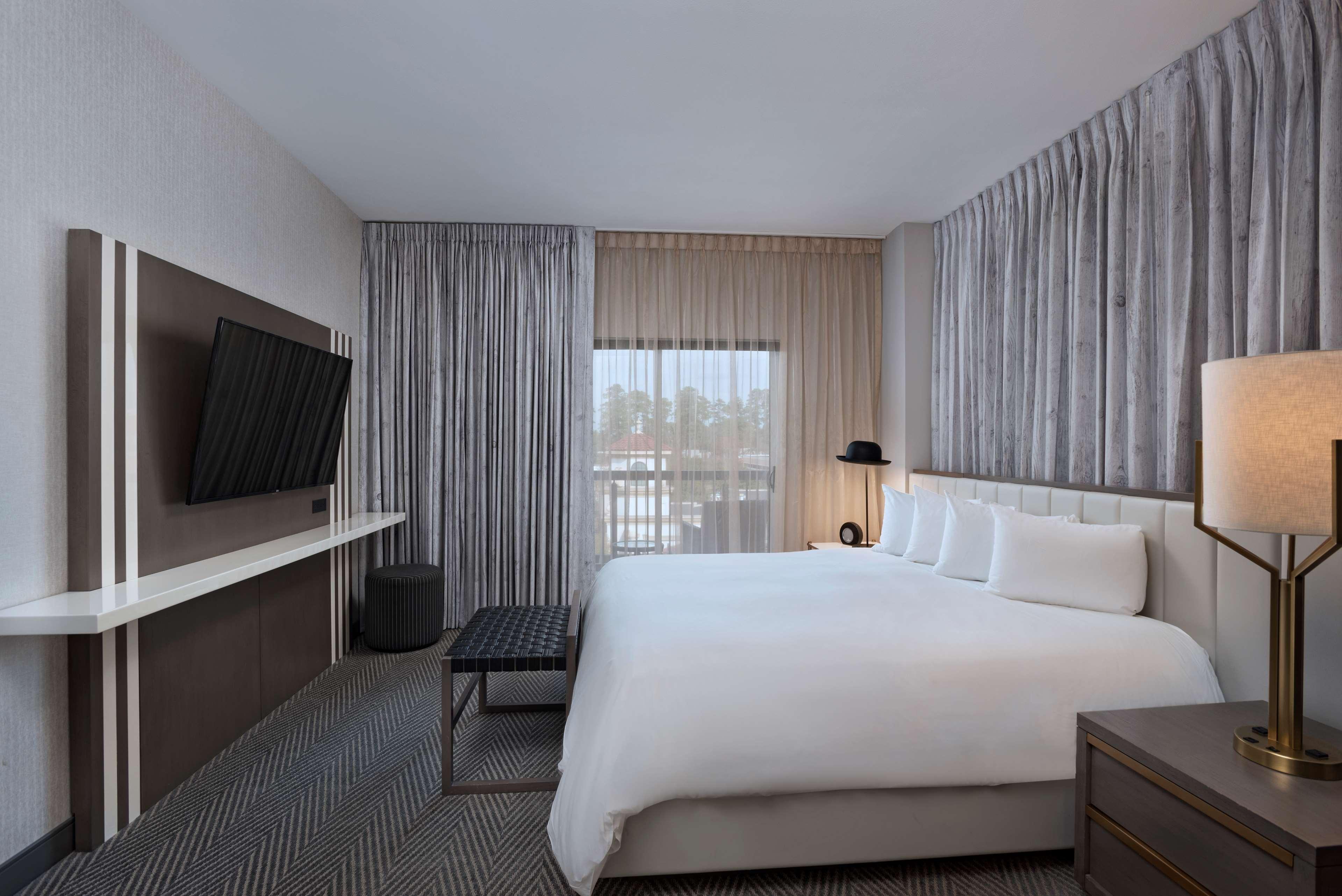 Hotel Hyatt Centric The Woodlands Esterno foto