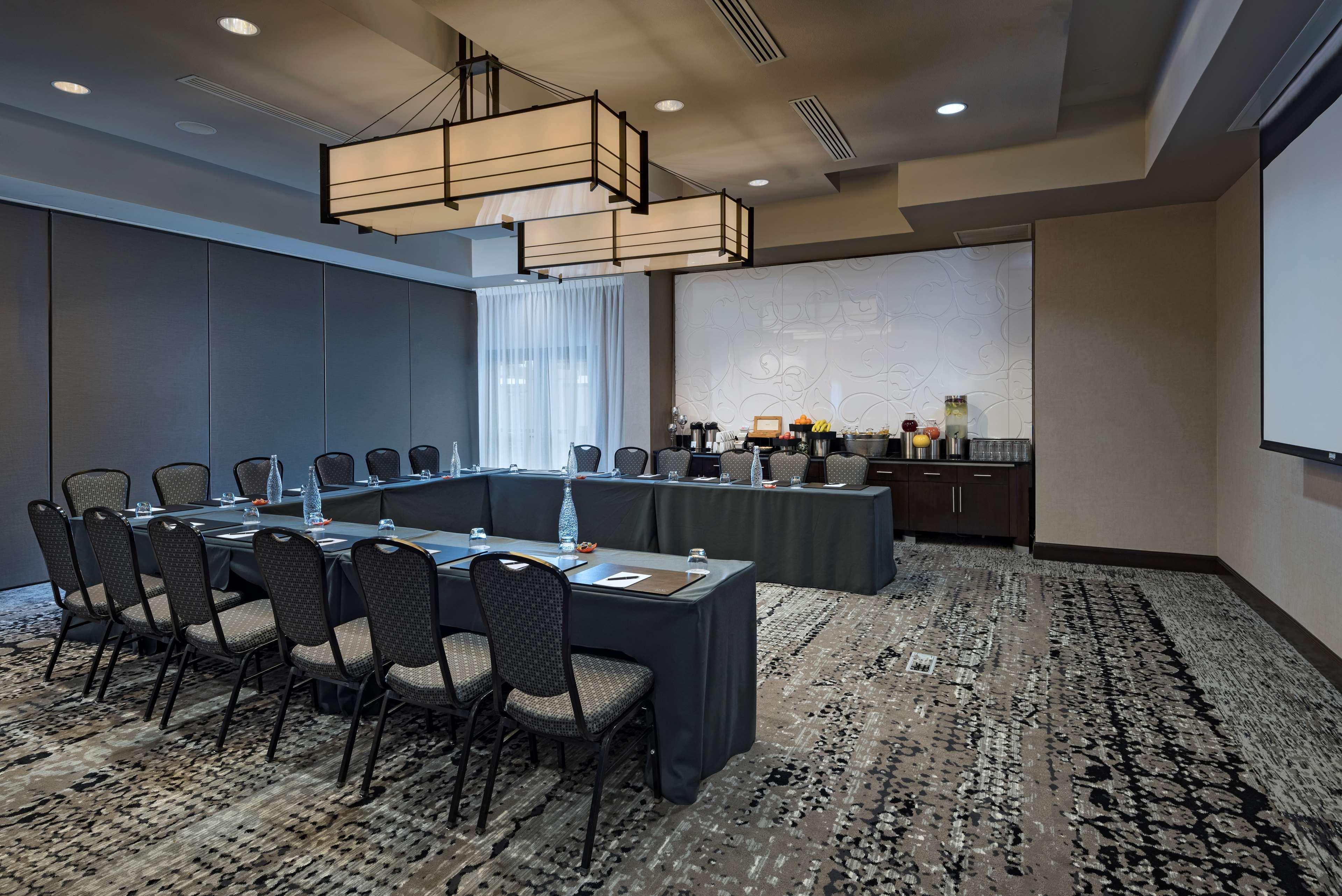 Hotel Hyatt Centric The Woodlands Esterno foto