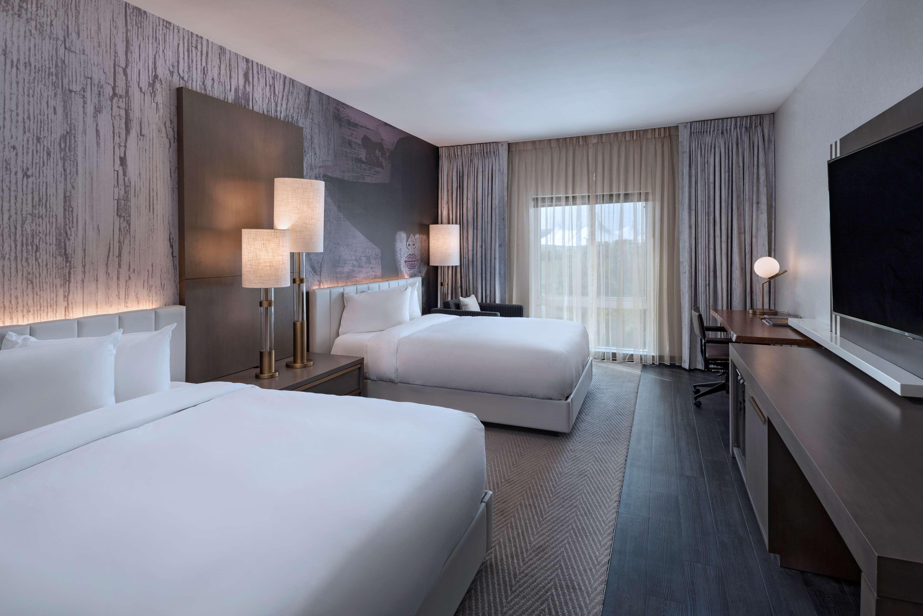 Hotel Hyatt Centric The Woodlands Esterno foto